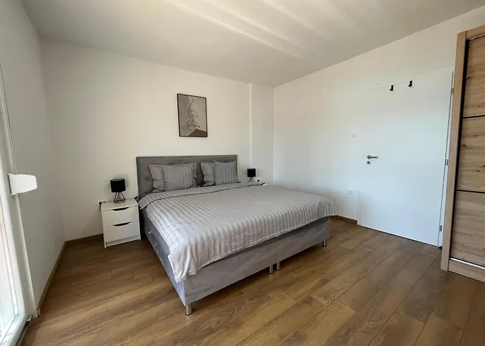 Beach House Oliveglia
